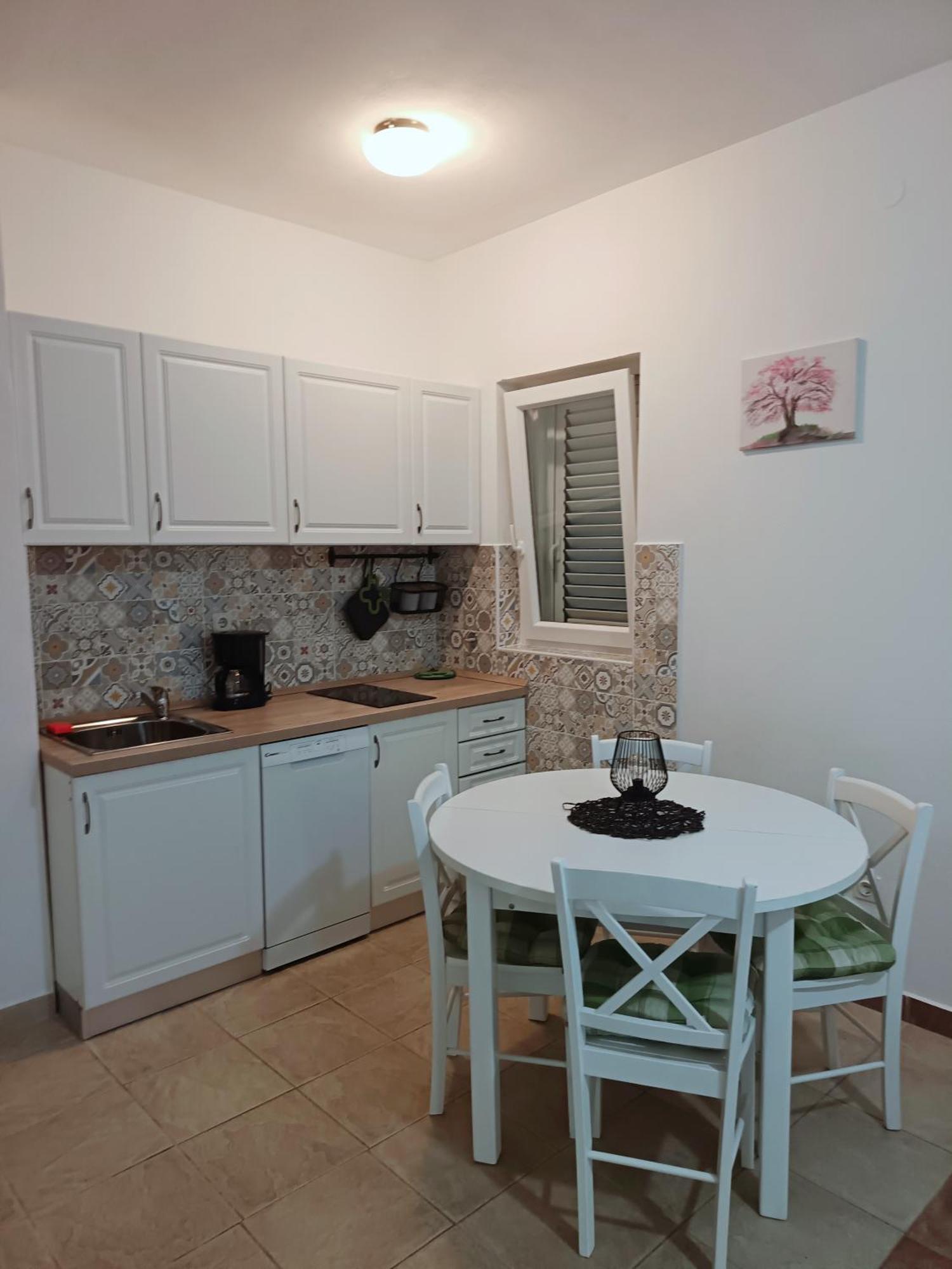 Lara - Apartment Near The Beach Vrbnik Exteriör bild